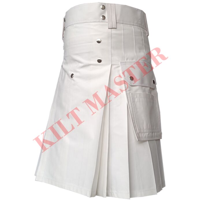 Men's White Kilts Look Sharp